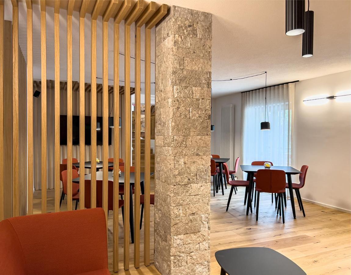 Hotel Fantelli Фолгарида Екстериор снимка